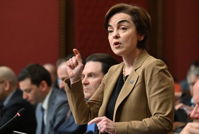 Quebec Premier Faces Questions in Paris Over Suspended Fast-Track Immigration Program