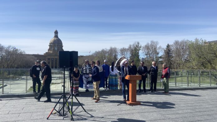 Mikisew Cree First Nation Sues Alberta and Ottawa Over Oilsands Health Impacts
