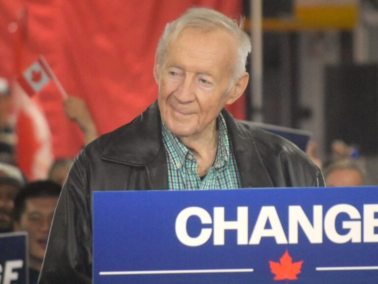 Elmer MacKay, Long-Serving Nova Scotia MP and Mulroney-Era Cabinet Minister, Dies at 89