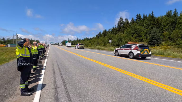 Hundreds of Paramedics Volunteer to Support P.E.I. Colleagues After Fatal Ambulance Crash