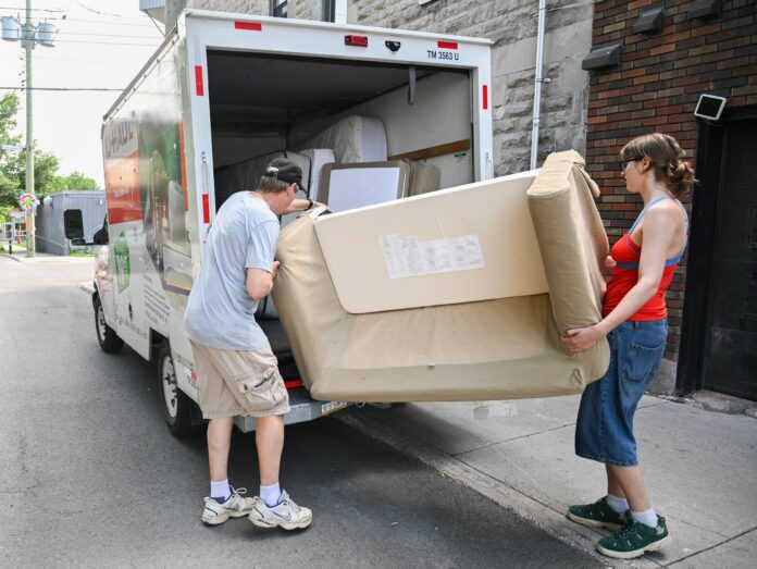 Canadian Asking Rents Drop 4% in July, but Stabilization Signs Emerge