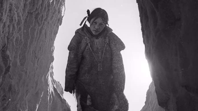 Helen Konek, the Woman Behind Nunavut's Most Shared Photograph, Dies at 95